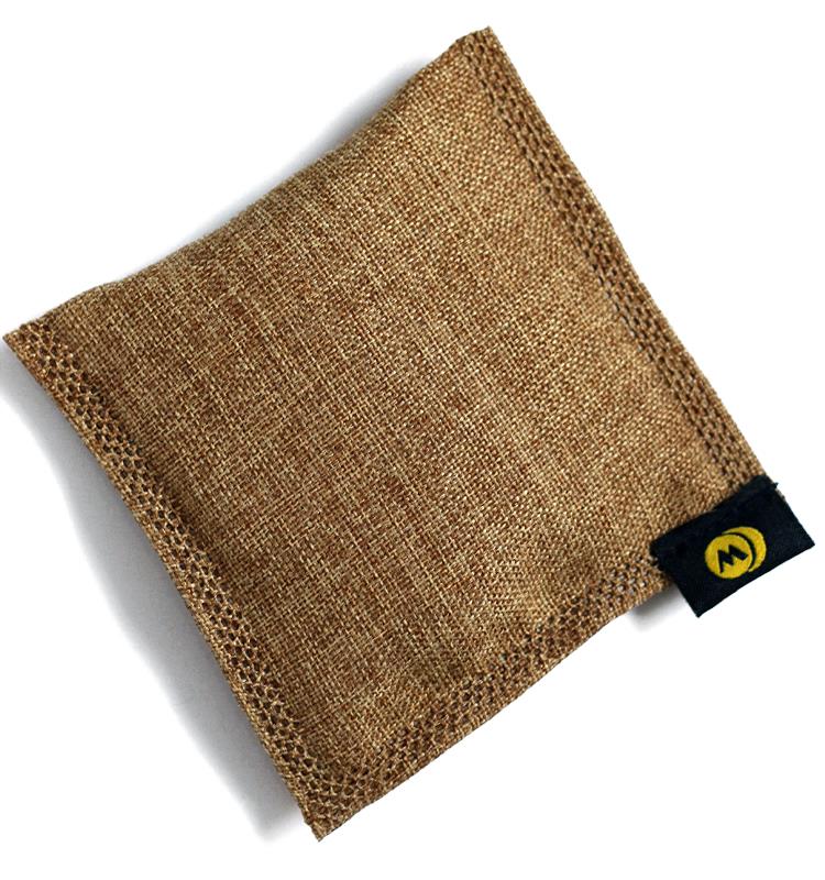Gaisa attīrīšanas soma smaržas absorberis for cars.jpg Air purifying bag odor absorber for cars.jpg
