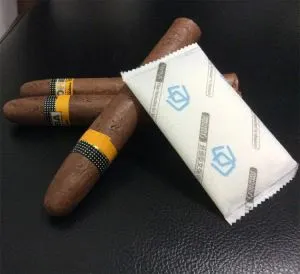 RH72 % mitruma kontroles paketes cigāru